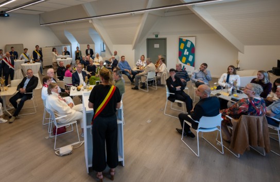  (vergroot foto)